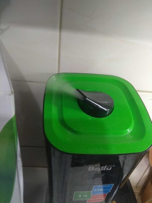 Ультразвуковий зволожувач повітря Ballu UHB-205