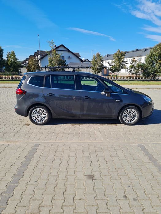 Opel Zafira Opel Zafira 1.6 CDTI ecoFLEX 2016, 7-miejsc, dach panoram