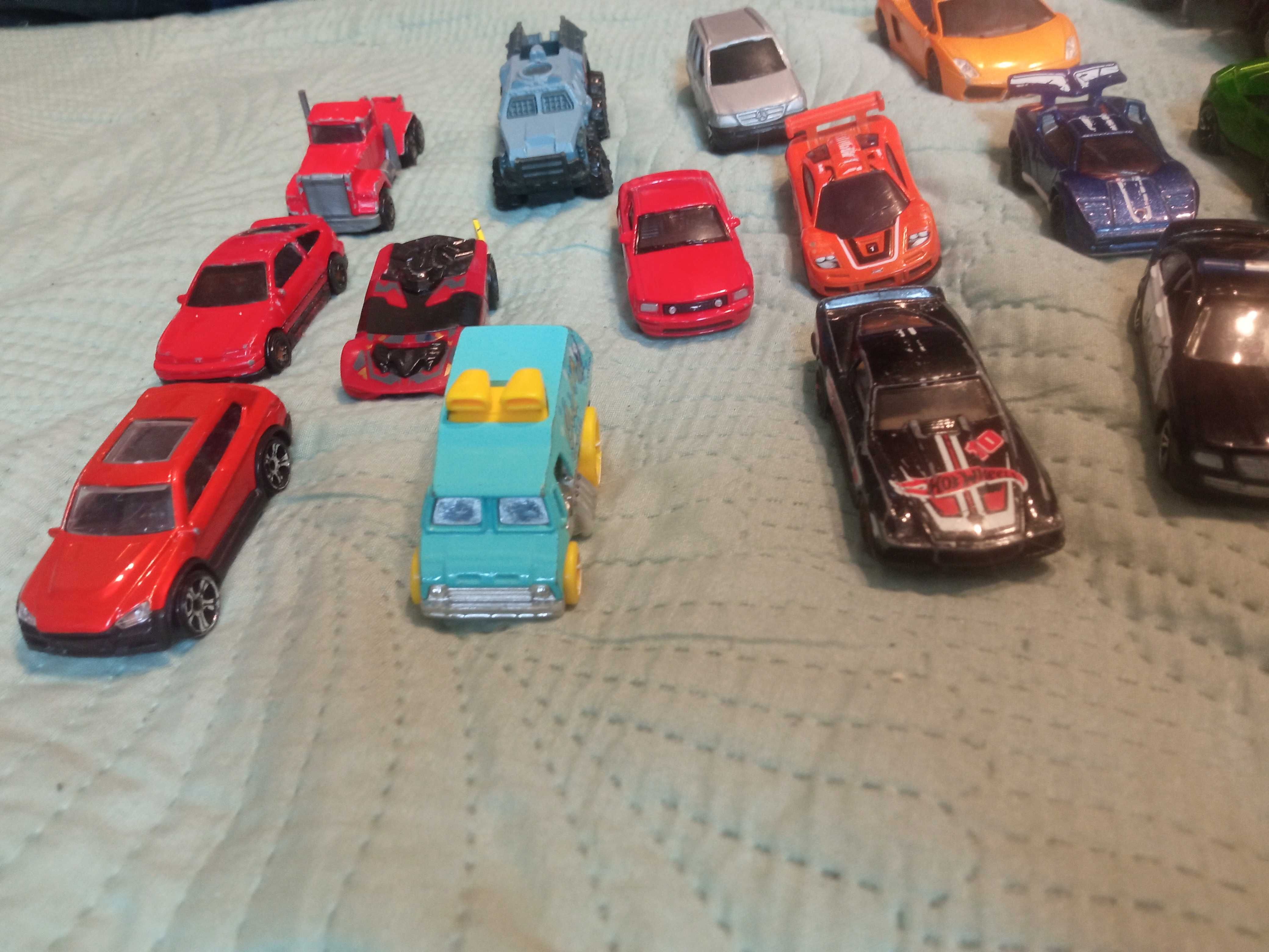 Zestaw autek hot wheels Matchbox Welly Majorrette
