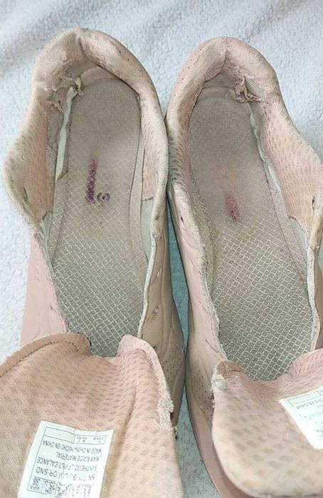 Кроссовки  бежевые женские SKECHERS