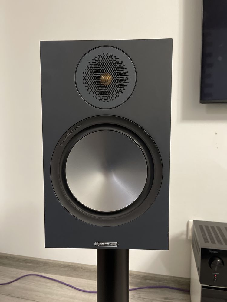 Komplet Glosników i centralny MonitorAudio Bronze 100 z podstawkami!!!