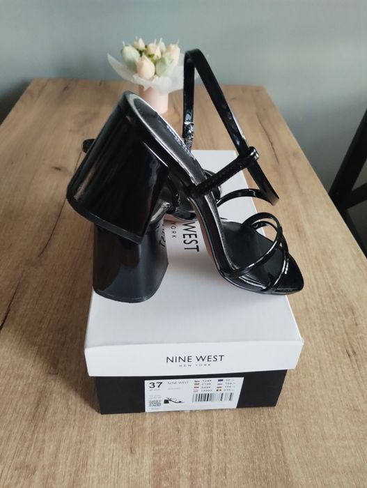 Sandały,  buty czarne na obcasie marki, Nine West, nowe, rozm 37