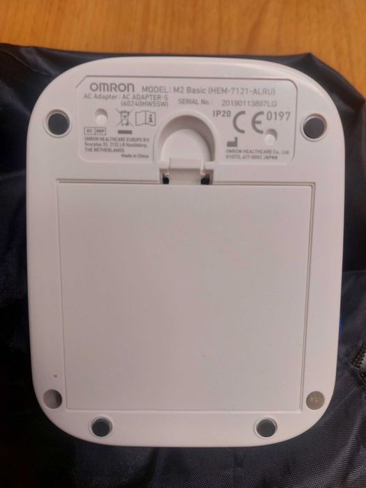 Тонометр Omron M2 Basic