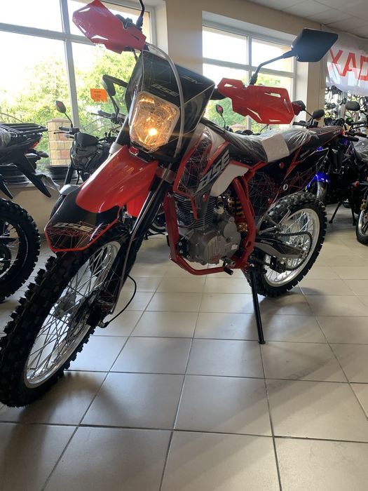 Мотоцикл BSE. 250сс. S-2 Ендуро. Доставка.