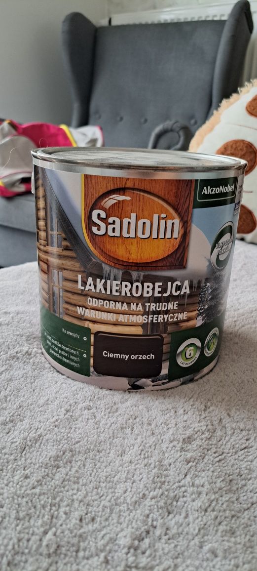 Farba na zewnątrz, kolor Ciemny Orzech