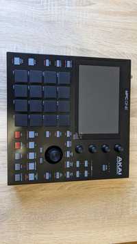 Akai MPC One (молодша модель лінійки MPC LIVE, Force)