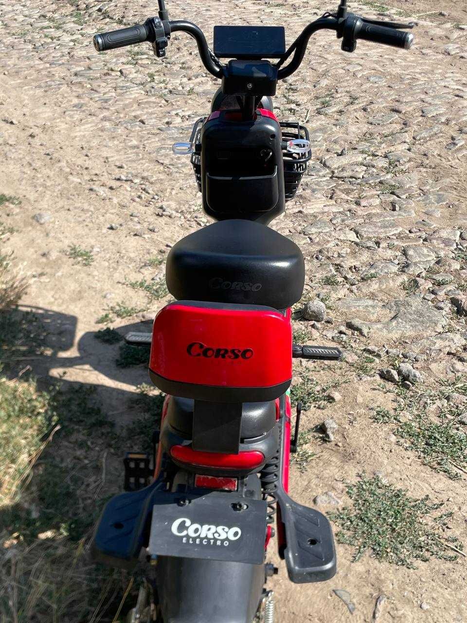 Електроскутер з пердалями Corso Solar 500W