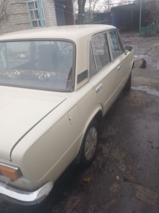 Продам ваз 21013.