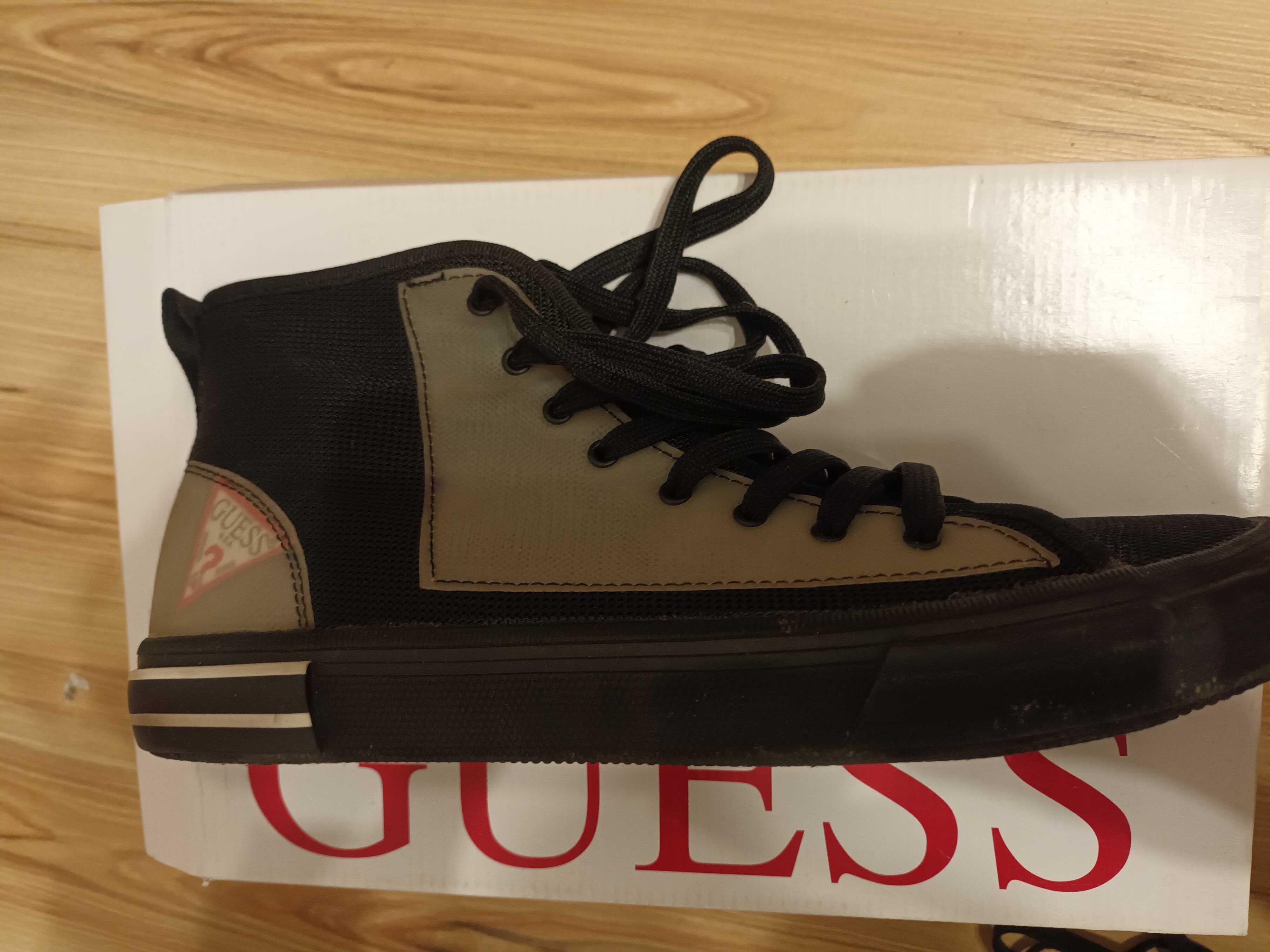 Buty męskie Guess w kartonie rozm 42