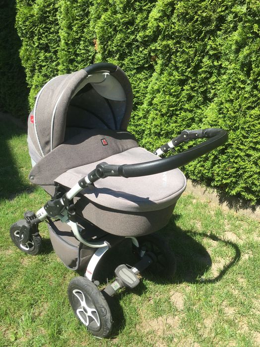 Sprzedam wózek dziecięcy