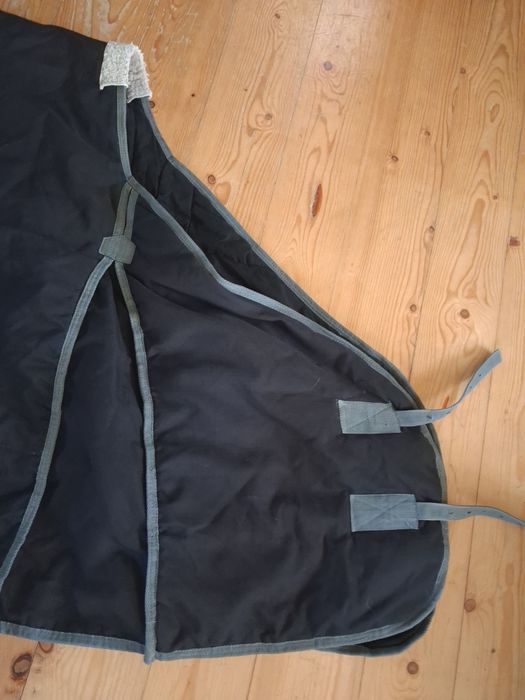 Derka stajenna z wypełnieniem r. 145cm