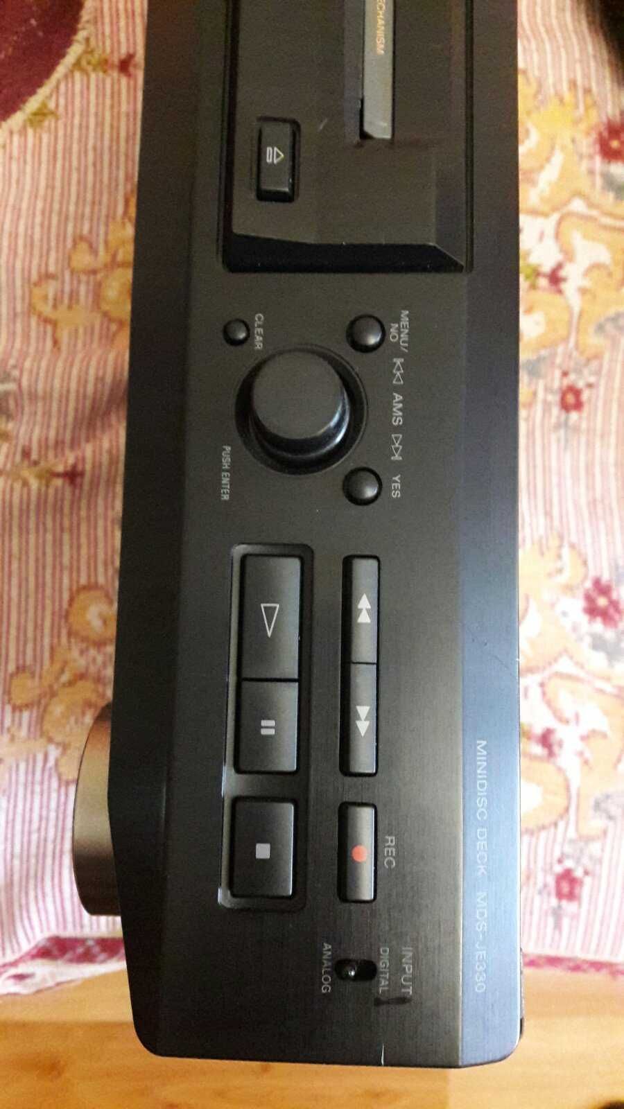 мини дисковая дека  Sony-MDS-je 480-С паспортом и пультом !