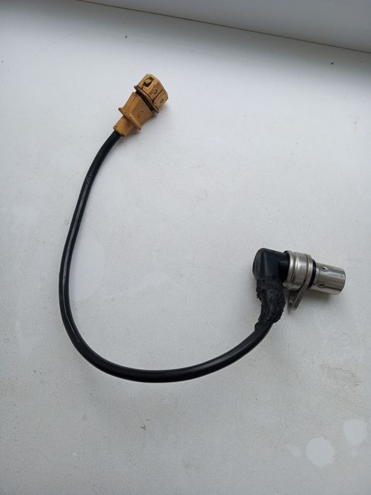 Датчик коленвалу. 2,8л. ПАССАТ