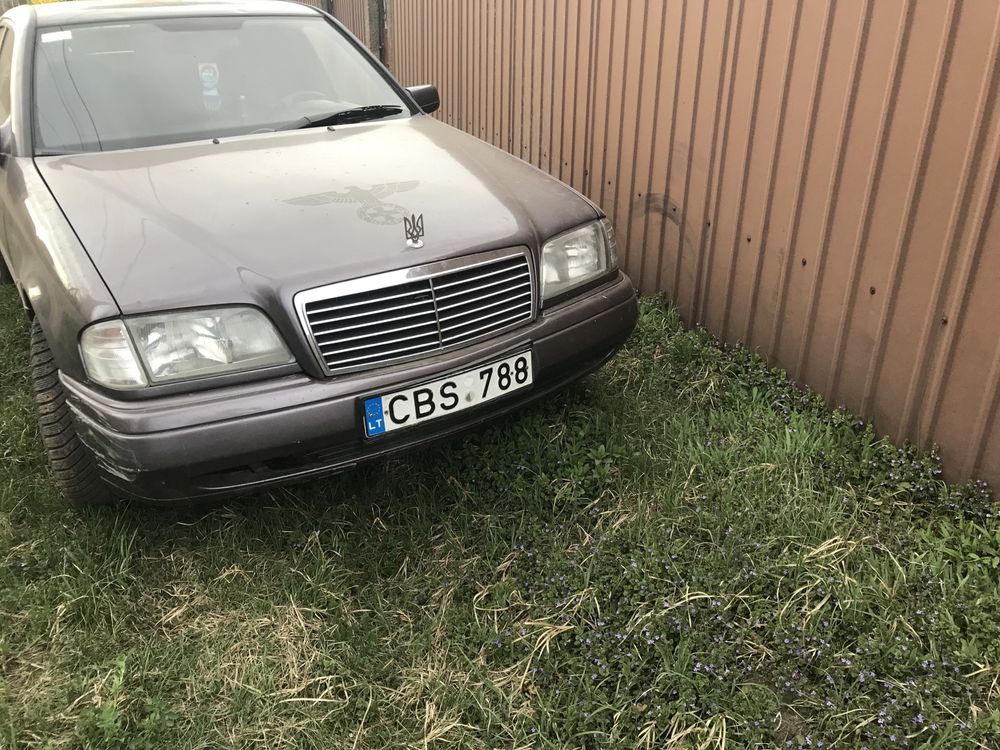 Продам mersedes c202 w220