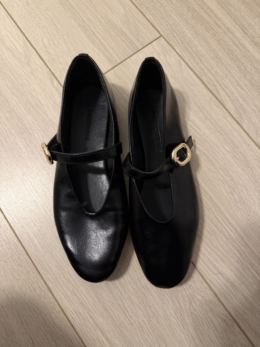 Балетки stradivarius чорні 37