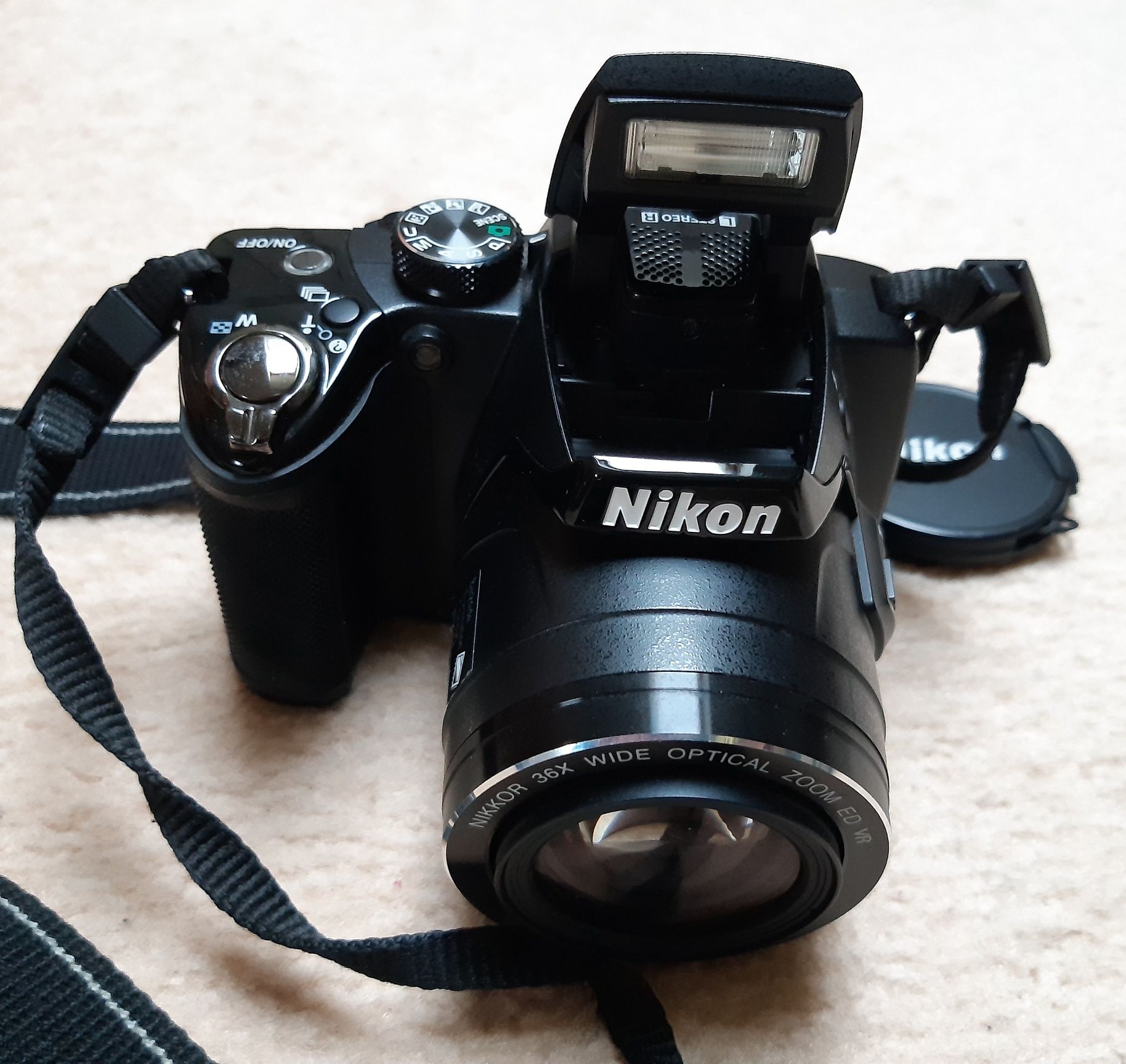 Aparat cyfrowy Nikon P500 Coolpix czarny - jak nowy