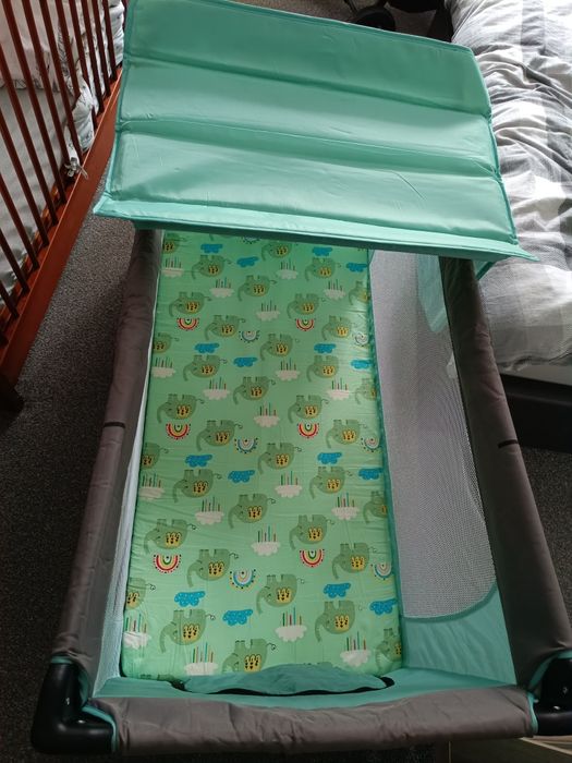 Łóżeczko turystyczne