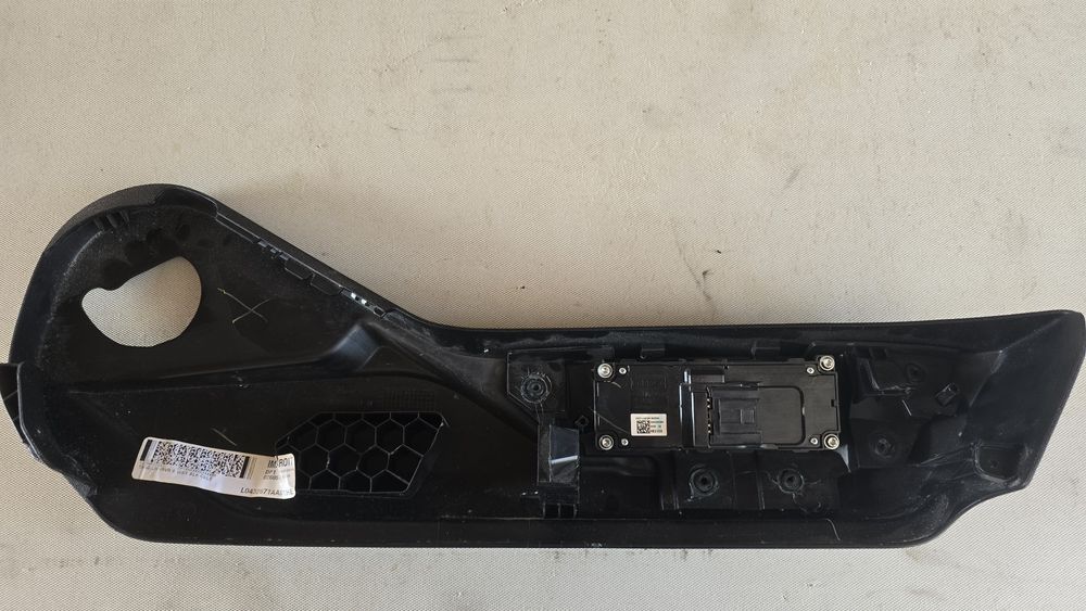 Mustang panel boczny