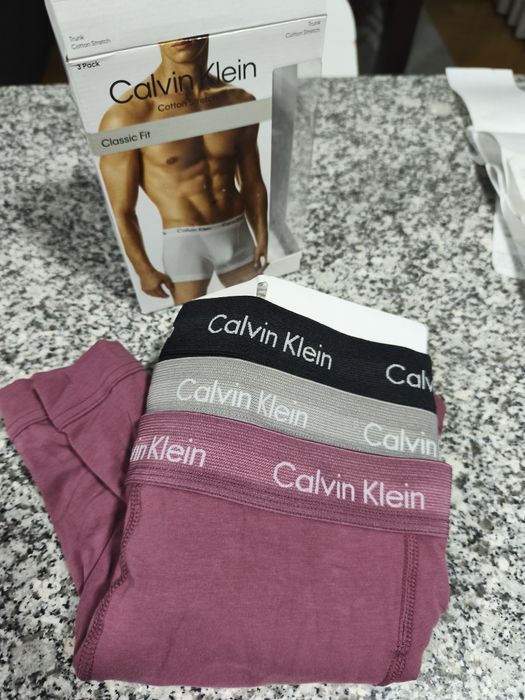 3 boxers novos em caixa - Calvin Klein