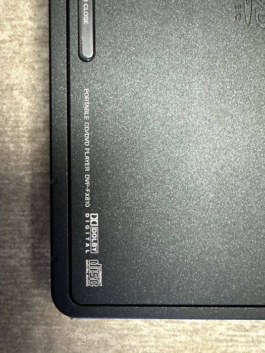 Przenośny odtwarzacz DVD Sony DVP-FX810 USA