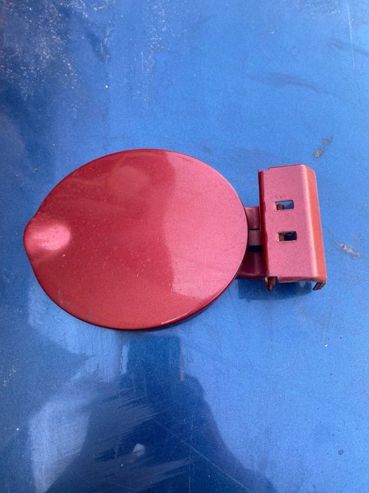 Лючок бензобака Лада Калина Ваз 1117 1118 1119 рівний