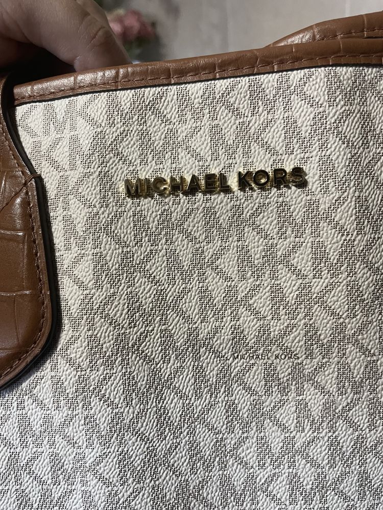 Mala michael kors