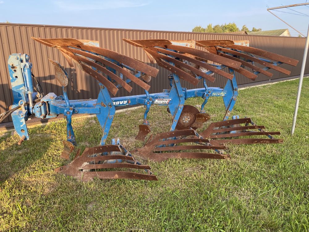 Rabe werk Specht 3 корпусний . Lemken opal 110