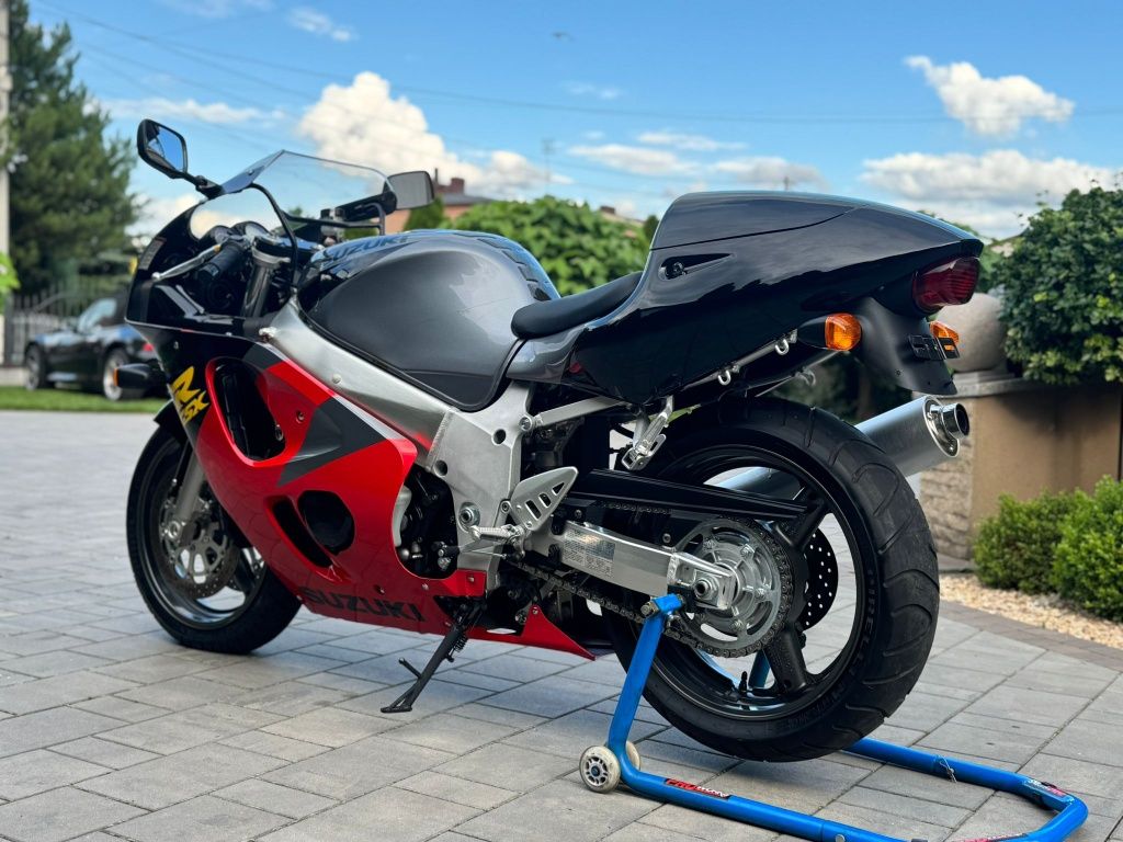 Suzuki GSXR 600 Srad . Tylko 10tkm