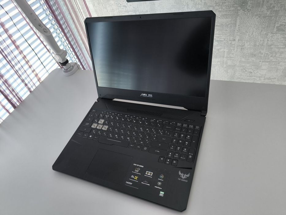 ПРОДАЮ Ноутбук ASUS TUF Gaming FX505DD Stealth Bla