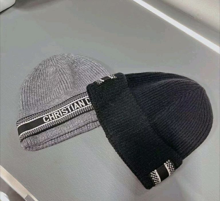 DIOR Elegancka damska czapka ostatnie sztuki polecam