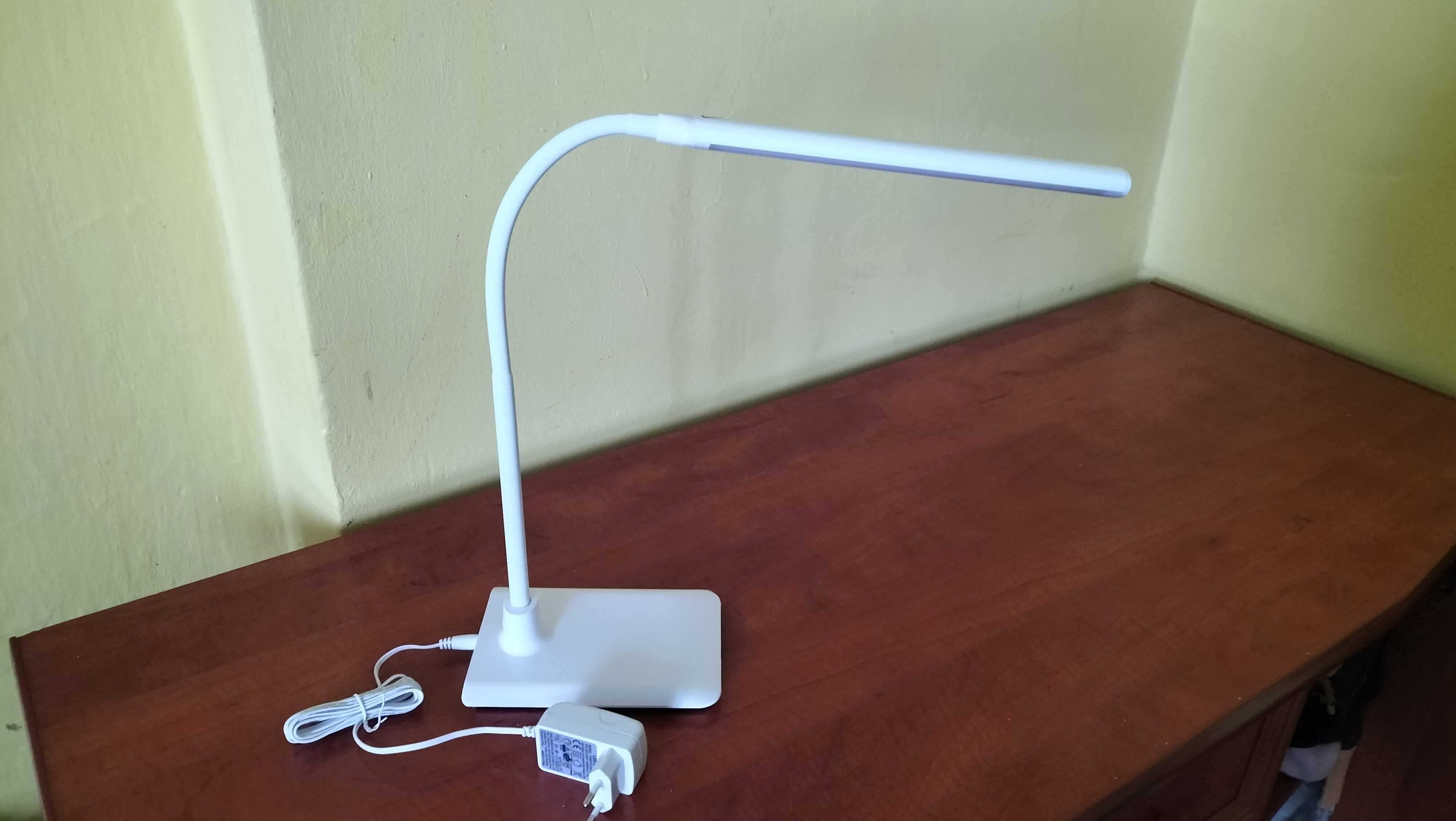 Lampa stołowa biurkowa LED biała