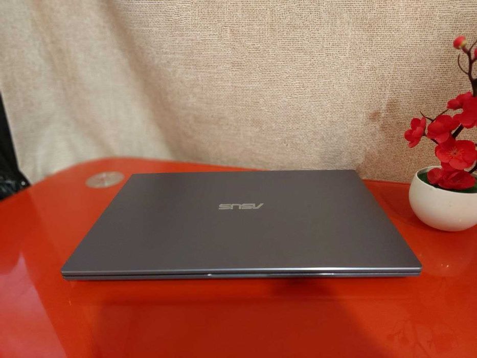 Ноутбук Asus  Full HD, Intel Core i3-8145U,20GB DDR4,SSD 256Gb