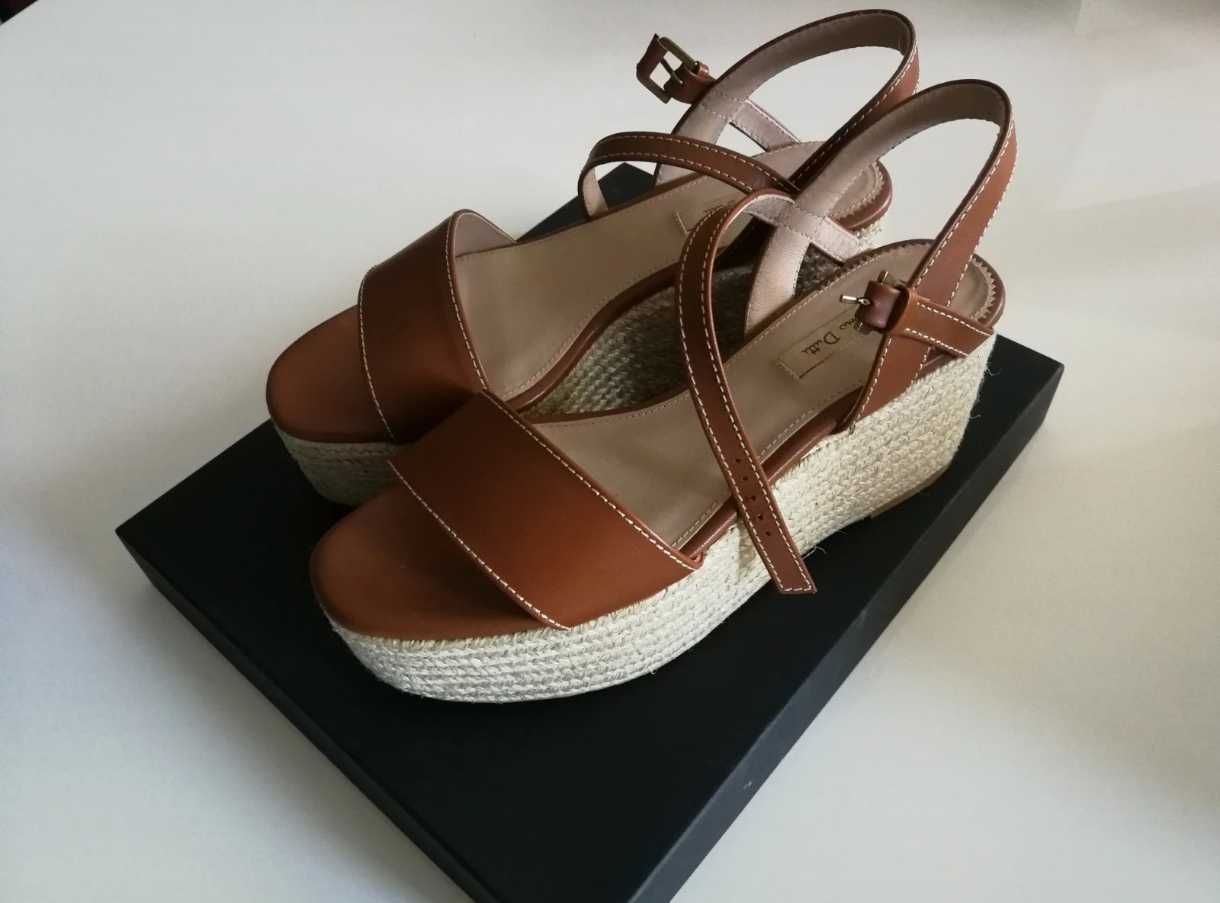 Sandálias Massimo Dutti
