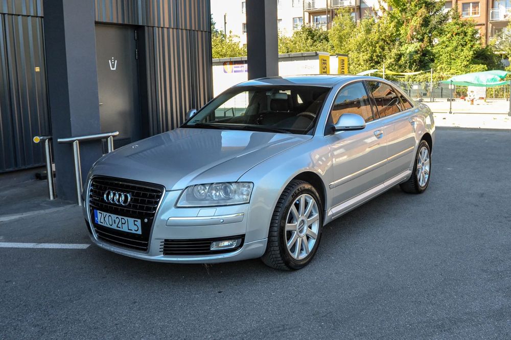 Audi A8 4,2TDI (326KM) Quattro Lift 2009r. Bezwypadkowy