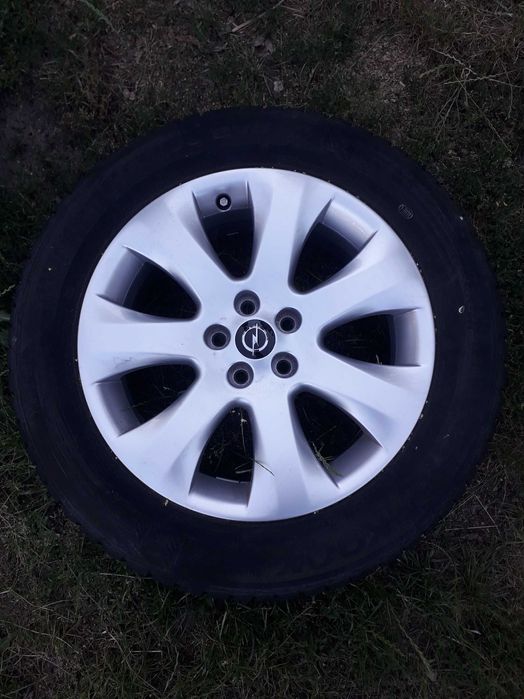 Koła zimowe Opel Mokka 5x105 R17 stan bardzo dobry