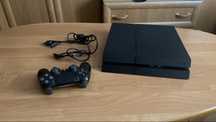 Playstation 4 konsola + pad