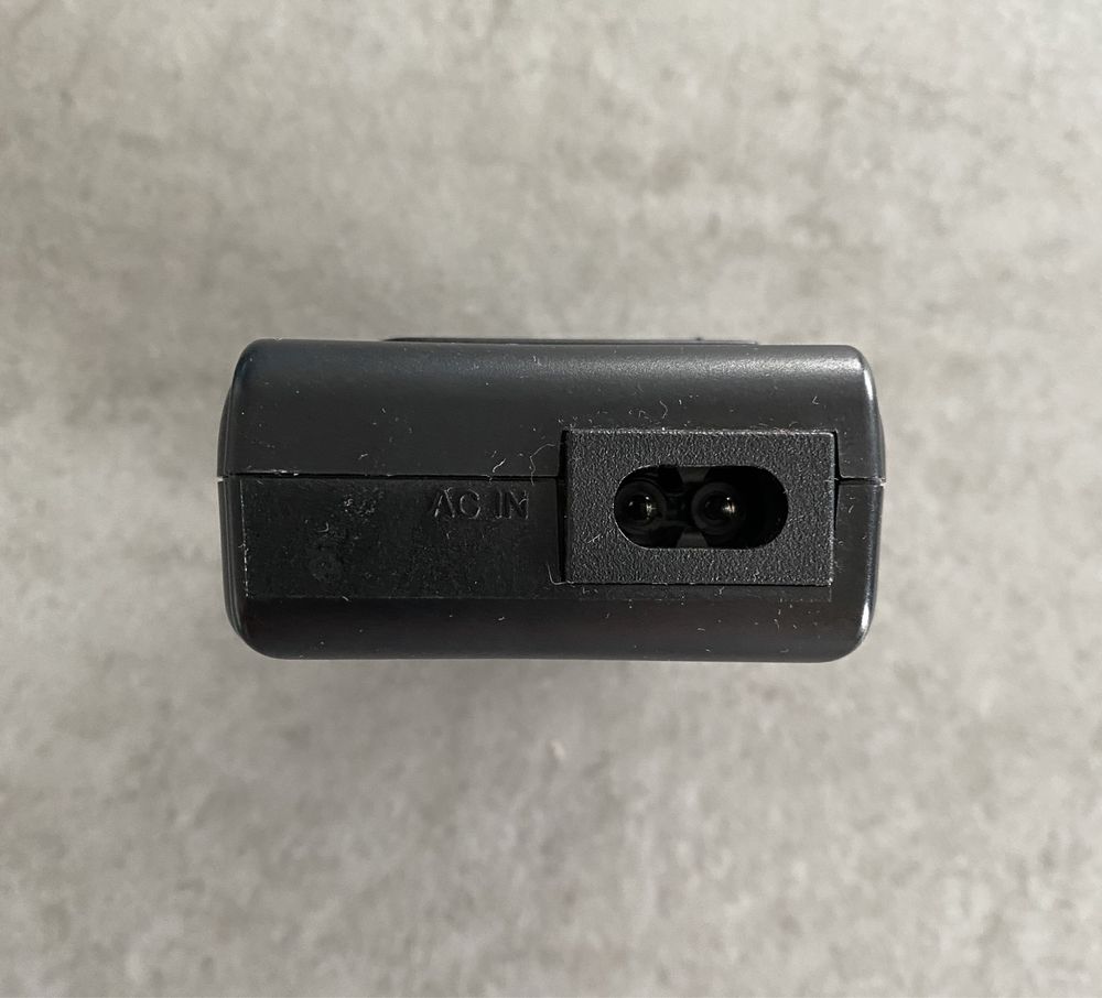 Зарядное устройство Panasonic VSK0502 для видеокамеры