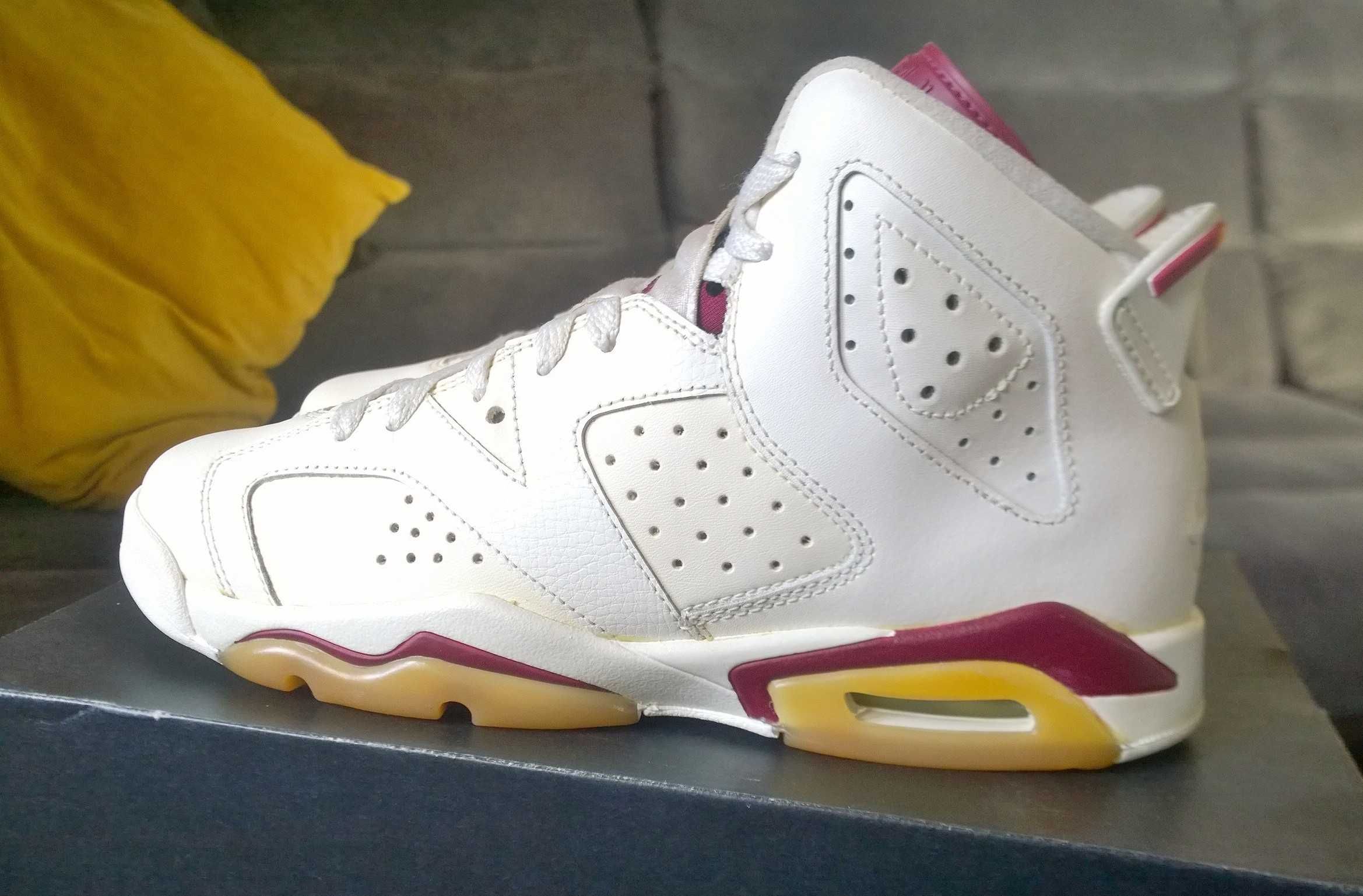 Jordan 6 Maroon 39eu