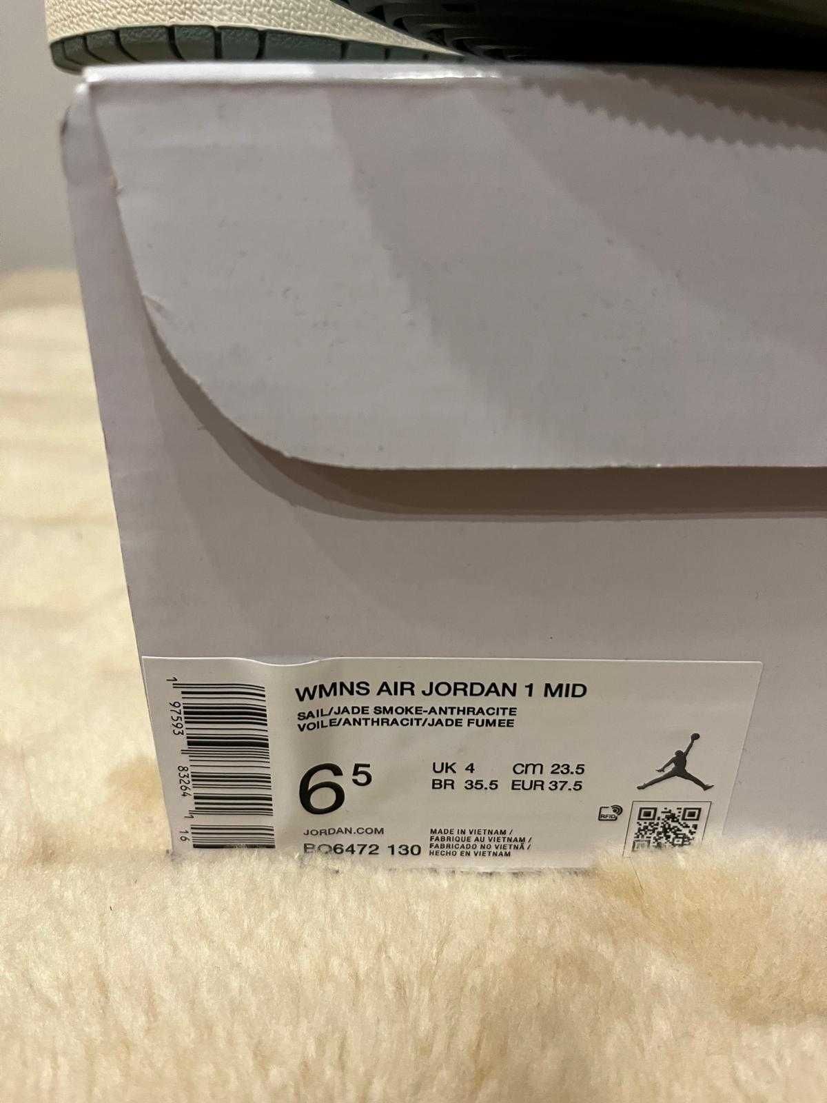 Buty chłopięce Nike JORDAN 1 MID rozm.37,5