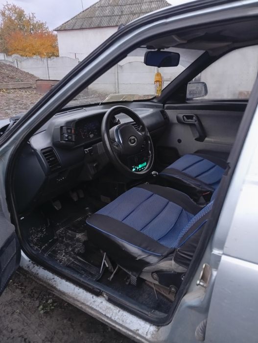 Продам автомобіль ВАЗ 2111