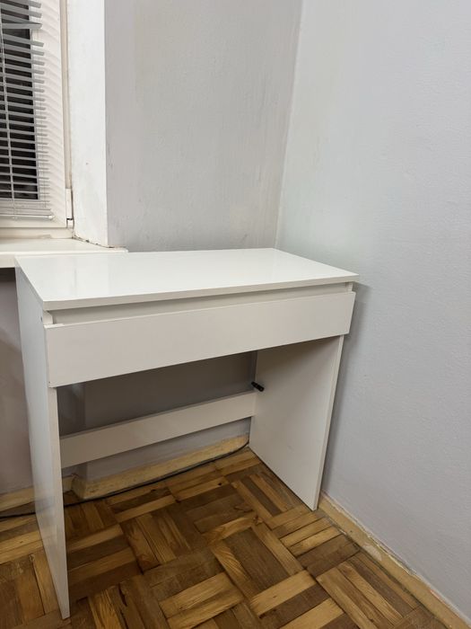 Меблі для манікюру