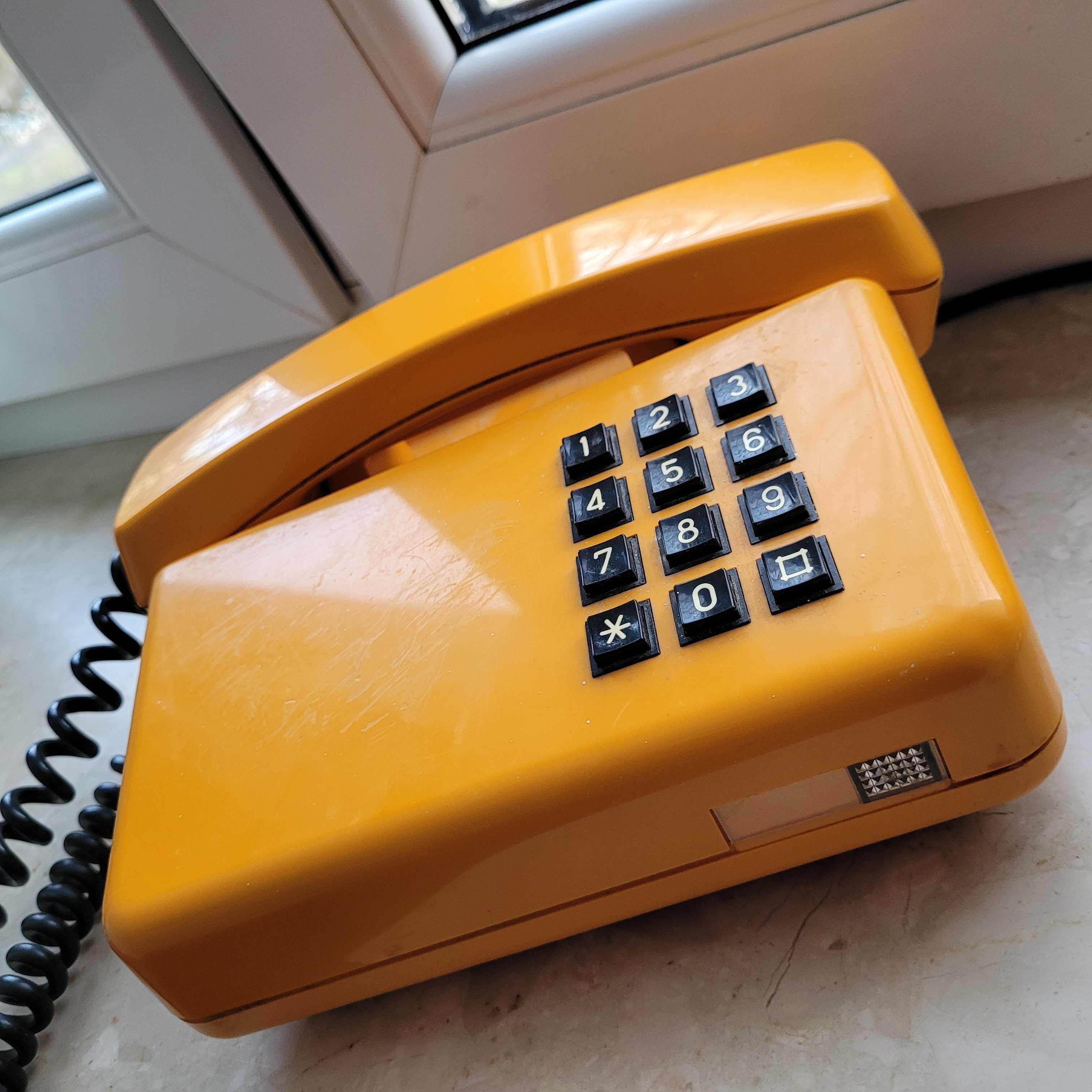 Telefon Telekom RWT Tulipan z klawiaturą numeryczną pomarańczowy