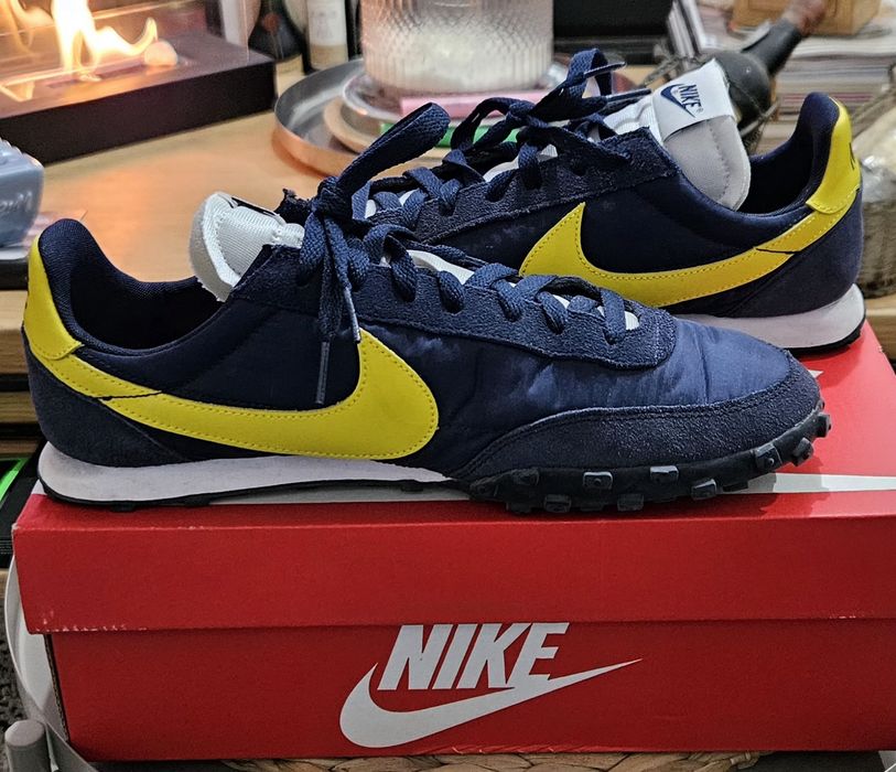 Ténis usados Nike Waffle Elite Racer tamanho 43.