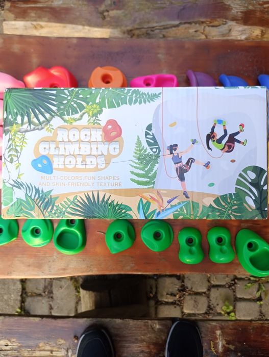 Дитячий набір для скелелазіння 32 кріплення + монтажні кріплення