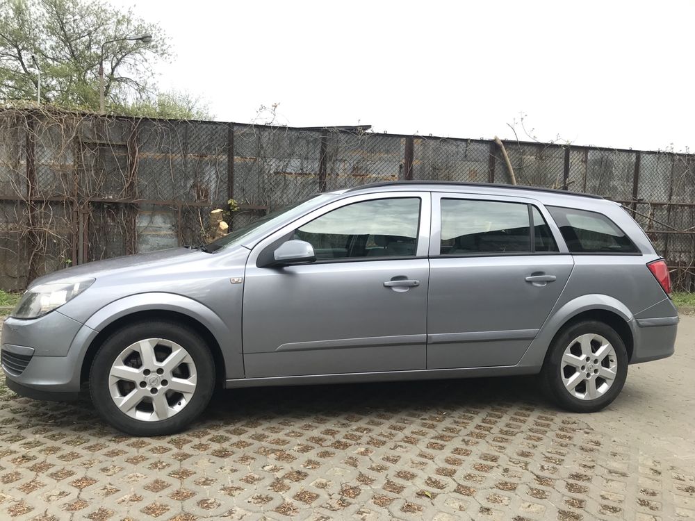 Opel Astra 1.6 benzyna