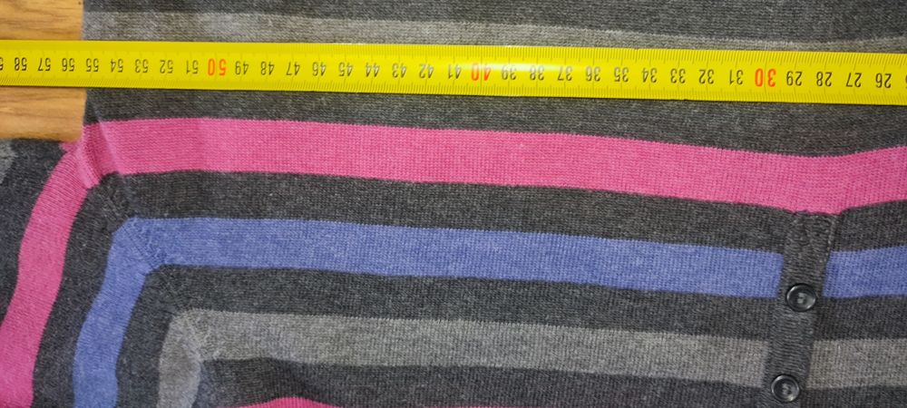 Sweterek w paski rozm L -XL wymiary na fotkach