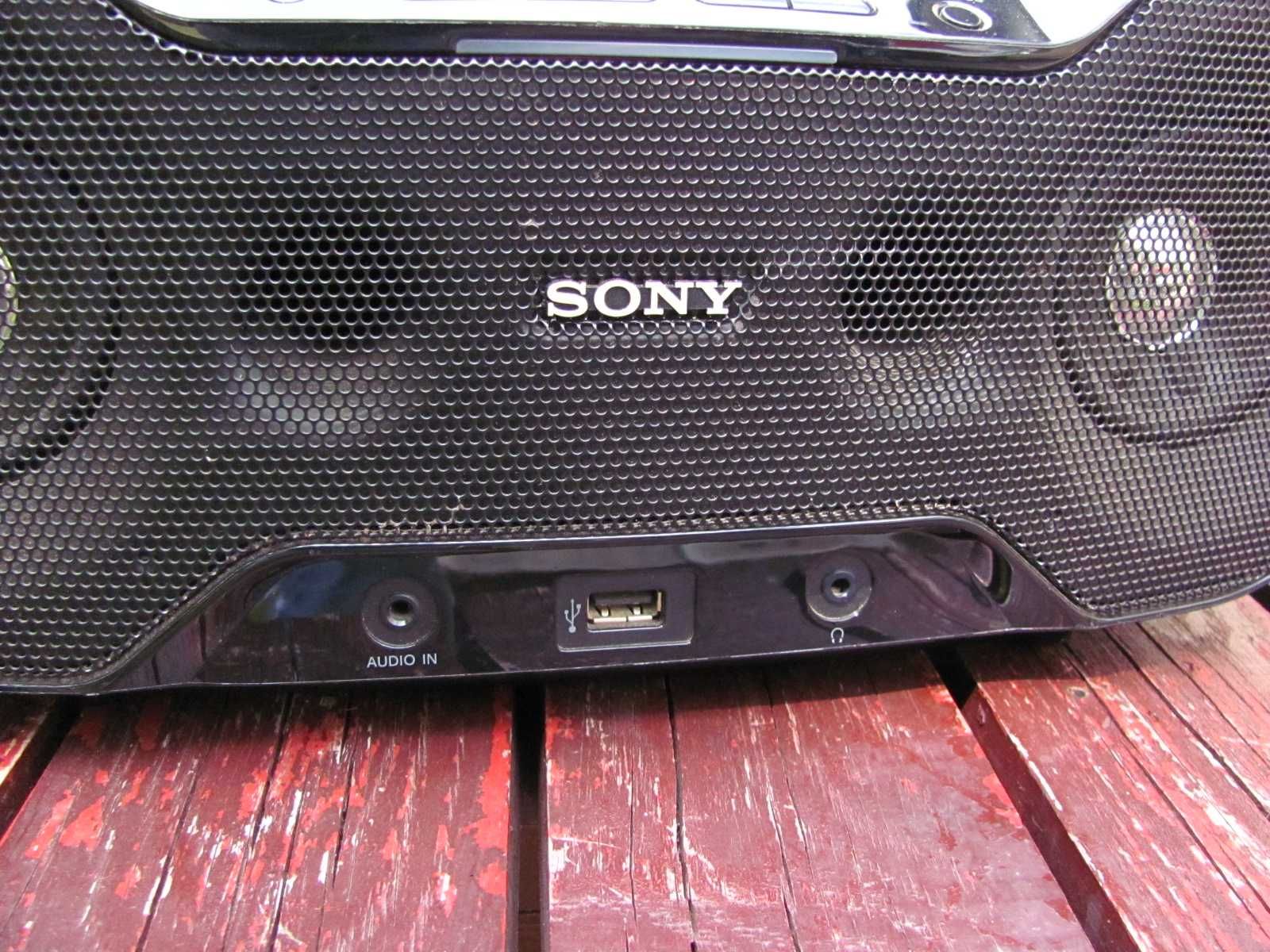 Radioodtwarzacz Sony ZS-RS70BTB CD/MP3/audio IN/USB Bluetoth DAB+