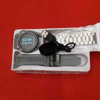 Smart Watches 4 Amoled na bransolecie.