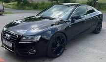 Na sprzedaż Audi A5 2.0 TDI w eleganckim czarnym kolorze