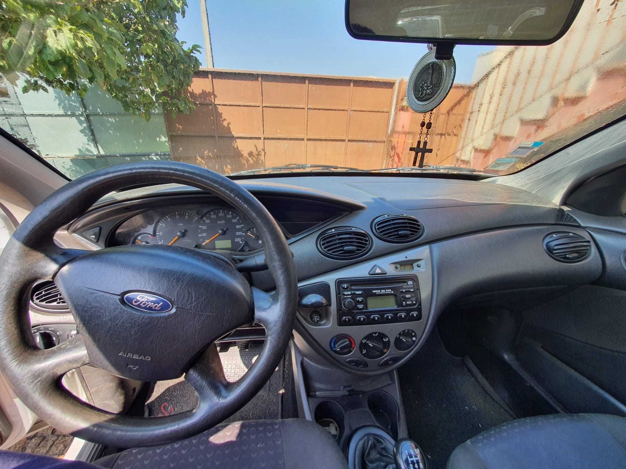 Ford Focus SW 1.4 Gasolina